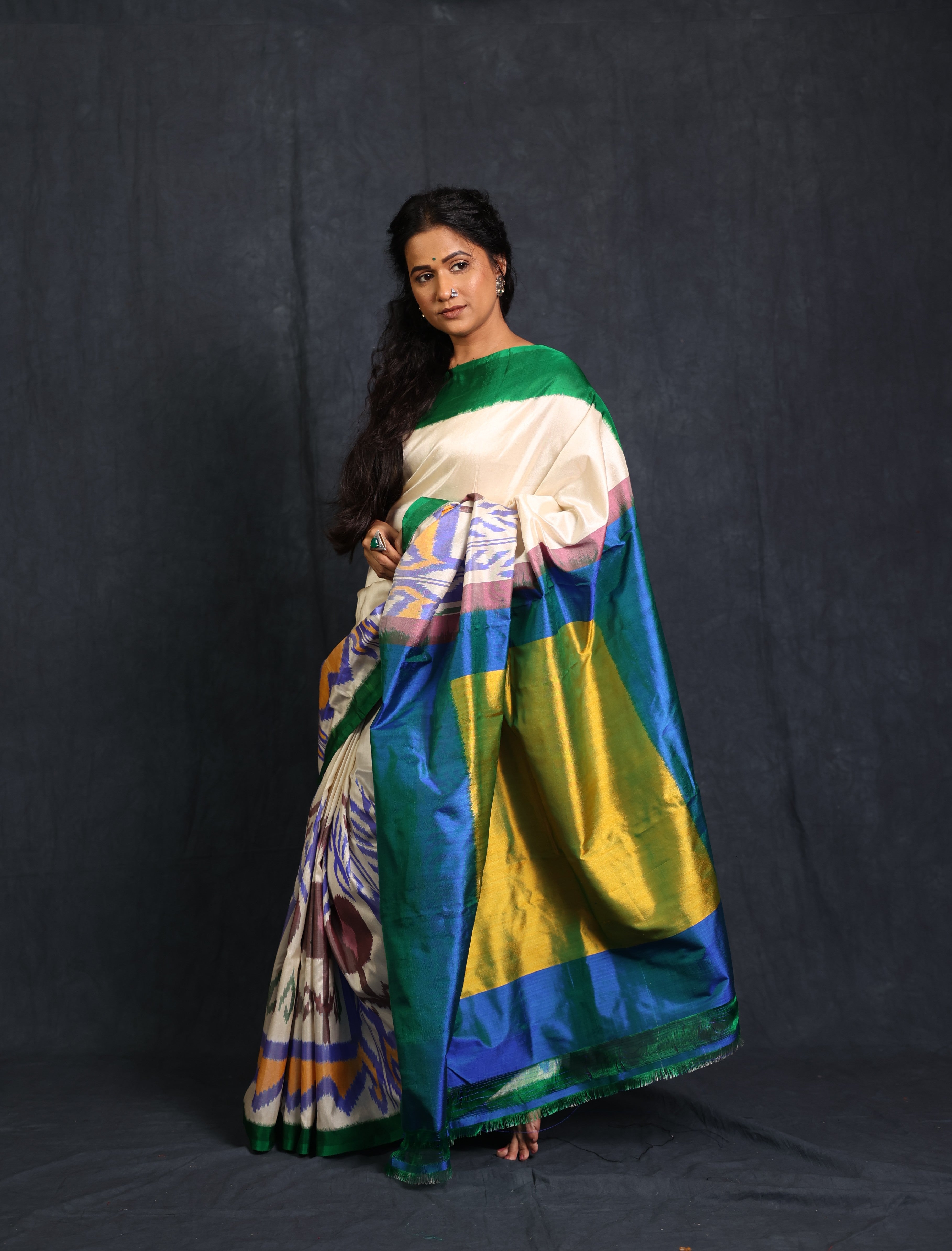Cream Pochampalli Silk Ikat Saree - SRCPSIS292