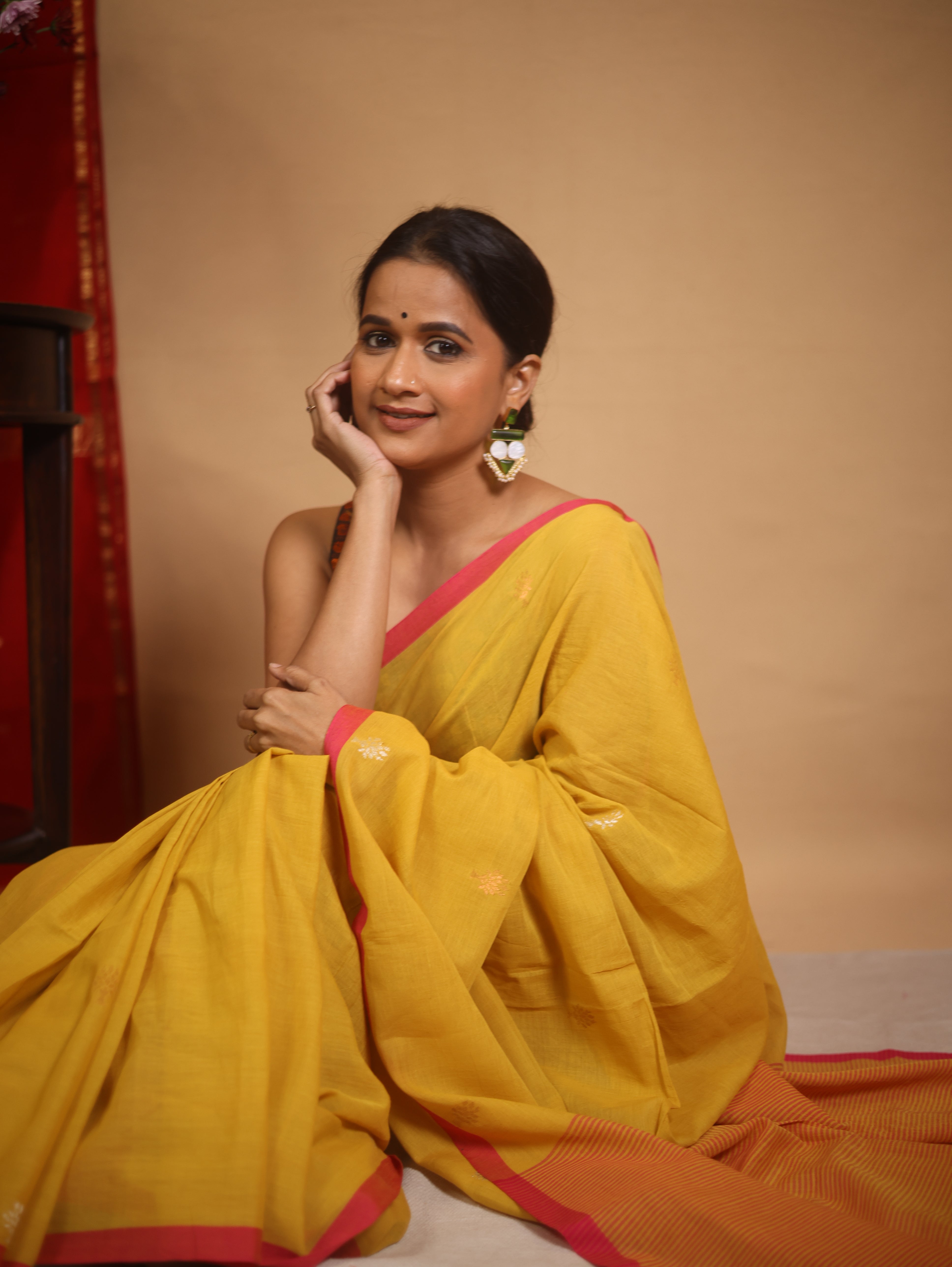 Musturd Bengal Cotton Jamdani Saree - SRMBCJS175