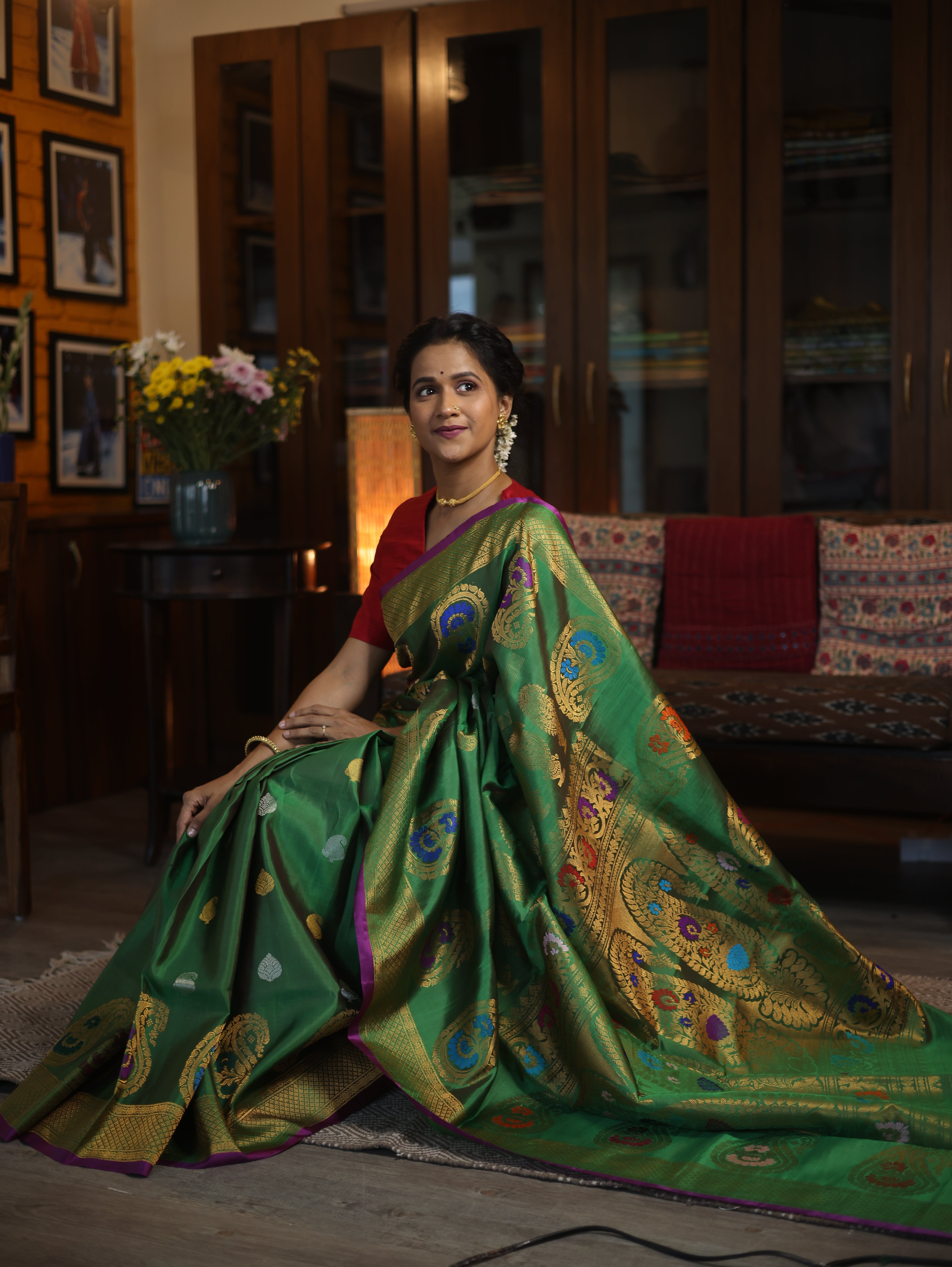 Emerald Green Gadwal Silk Saree - SREGGSS320