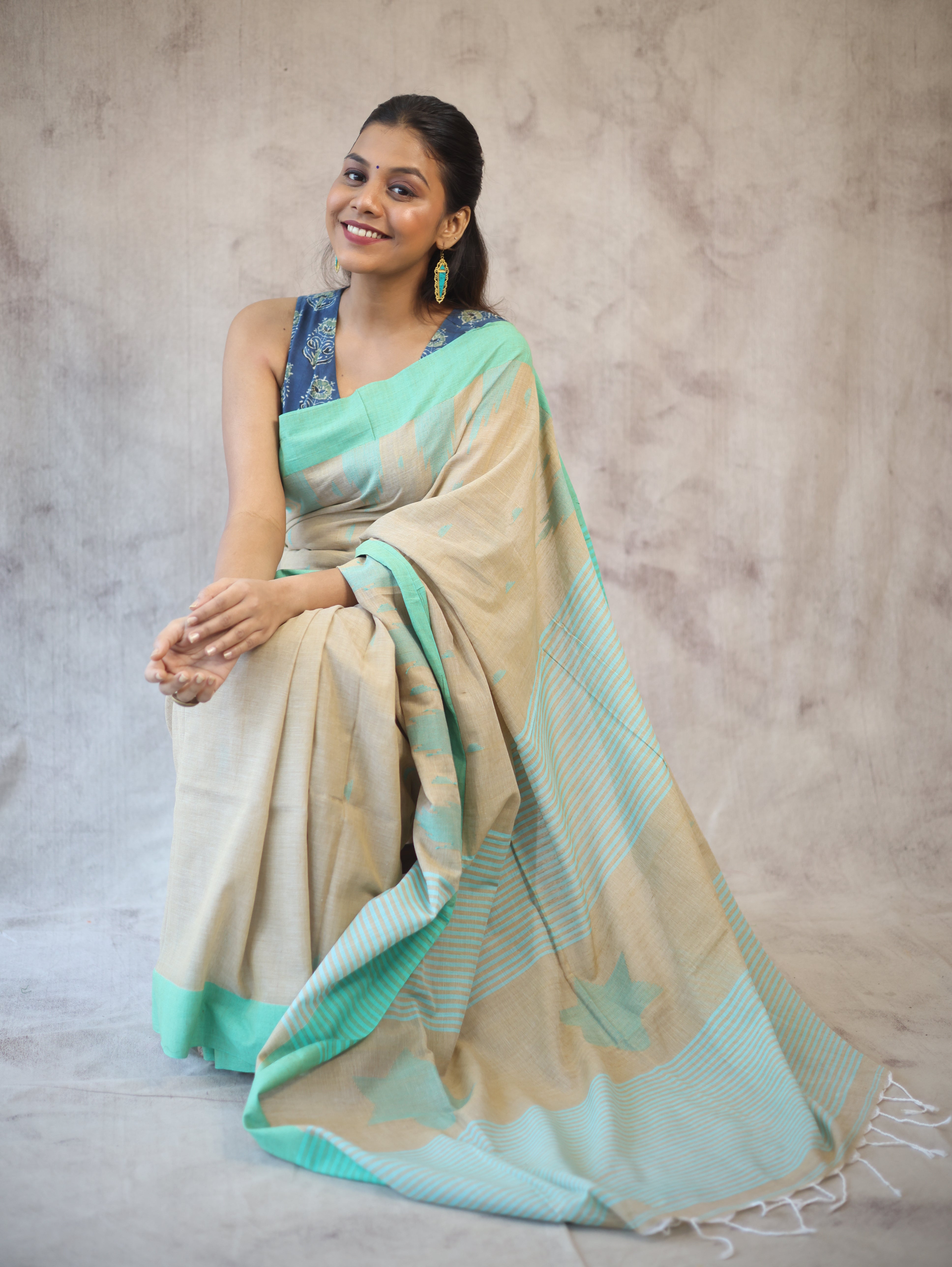 Pastel Brown Cotton Star Jamdani Saree - SRPBSCJS140