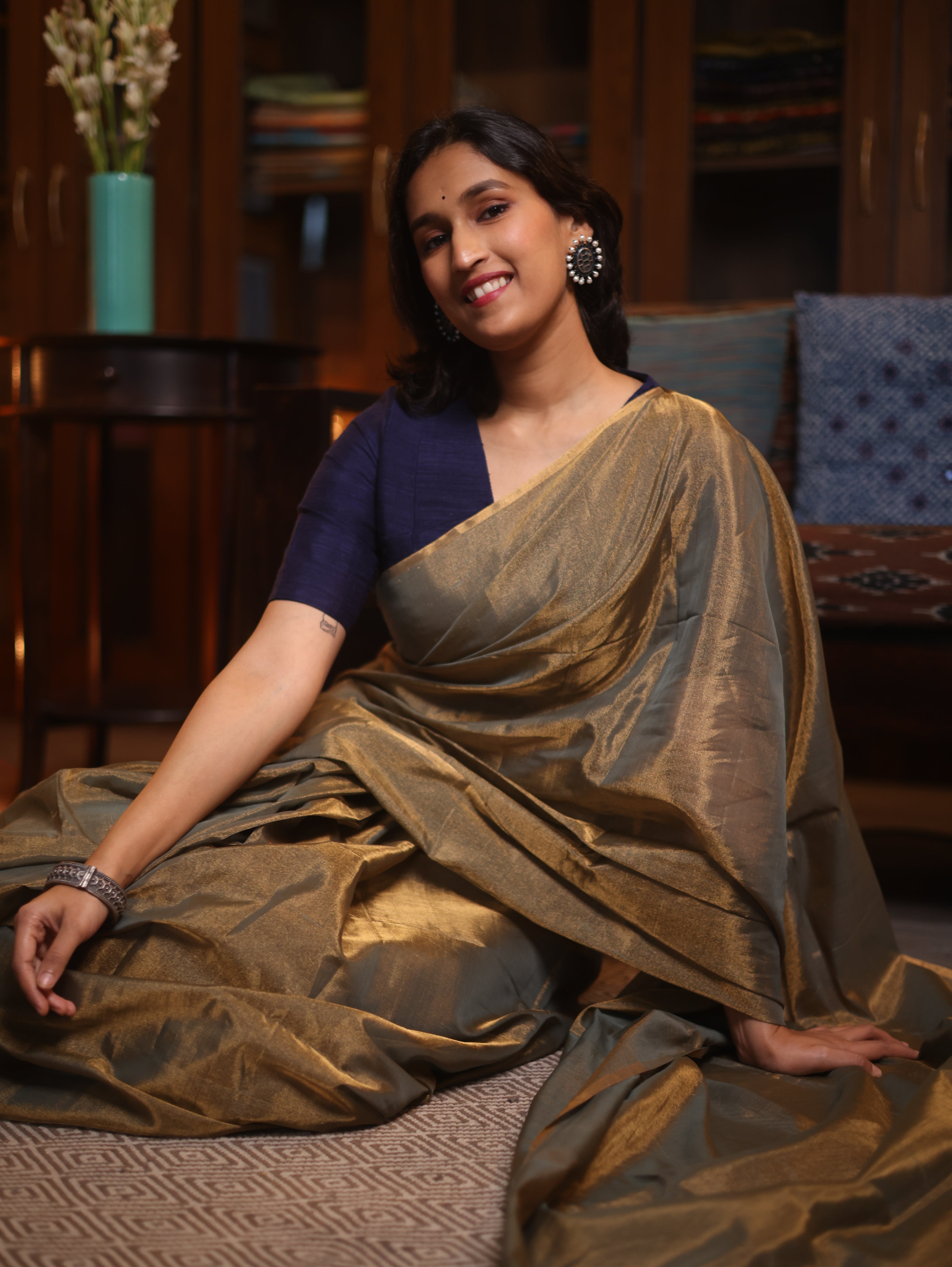 Two Tone Gold Maheshwari Tissue Saree - SRTTGMTS408