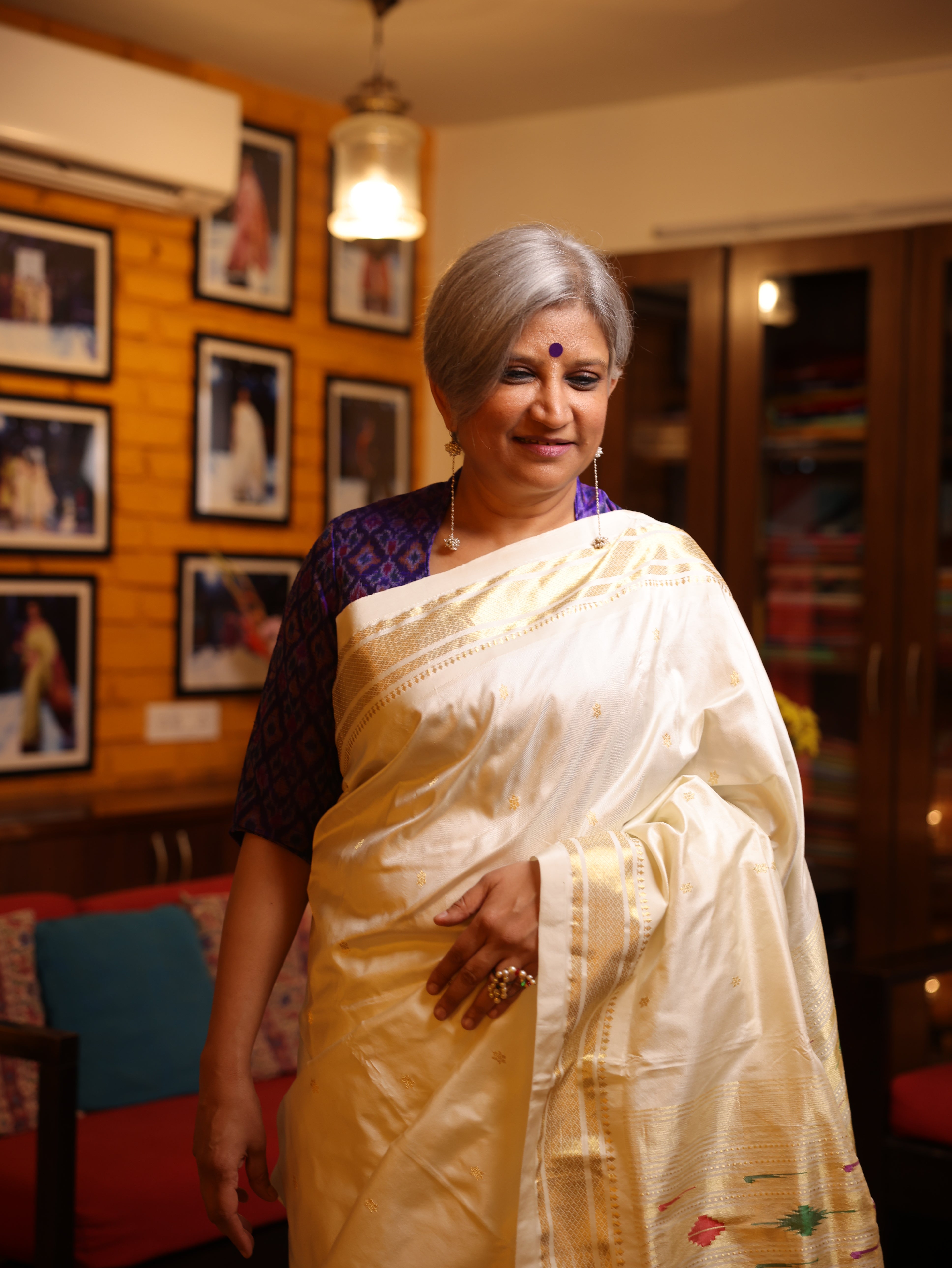 Off-White Silk Paithani Saree - SROWSPS592