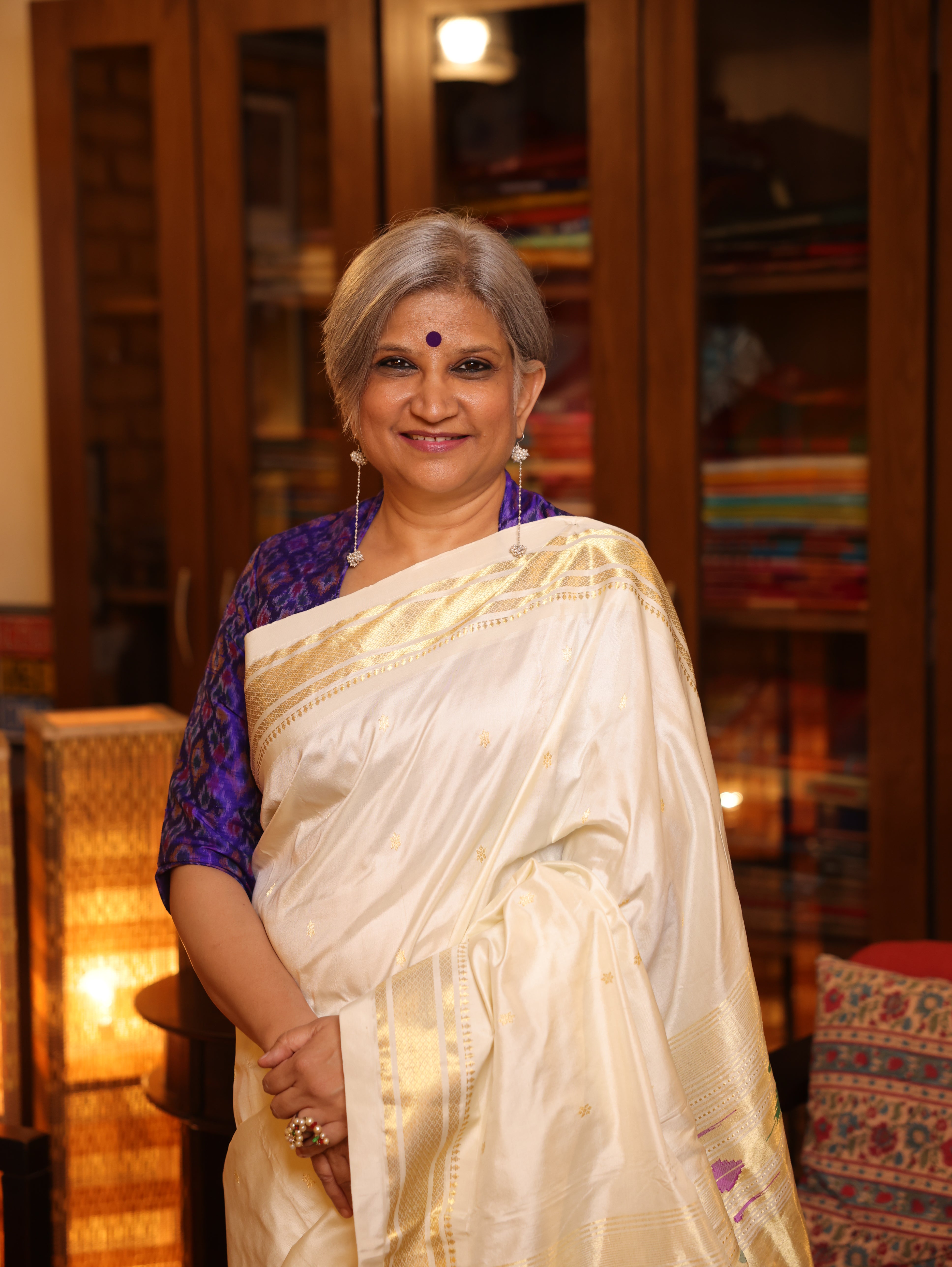 Off-White Silk Paithani Saree - SROWSPS592