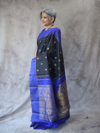 Black Kanjeevaram Silk Saree-SRBKSS474