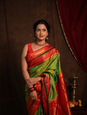 Two Tone Green Gadwal Silk Saree - SRTTGGSS622