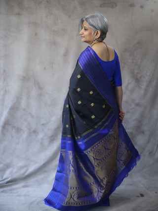 Black Kanjeevaram Silk Saree-SRBKSS474