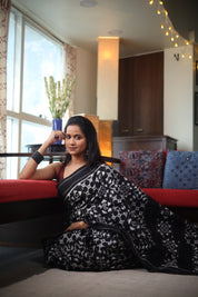 Black Pochampalli Cotton Ikat Saree - SRBPCIS480