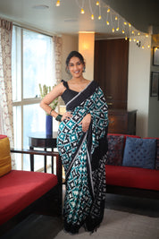 Green-Black Pochampalli Cotton Ikat Saree - SRGBPCIS347