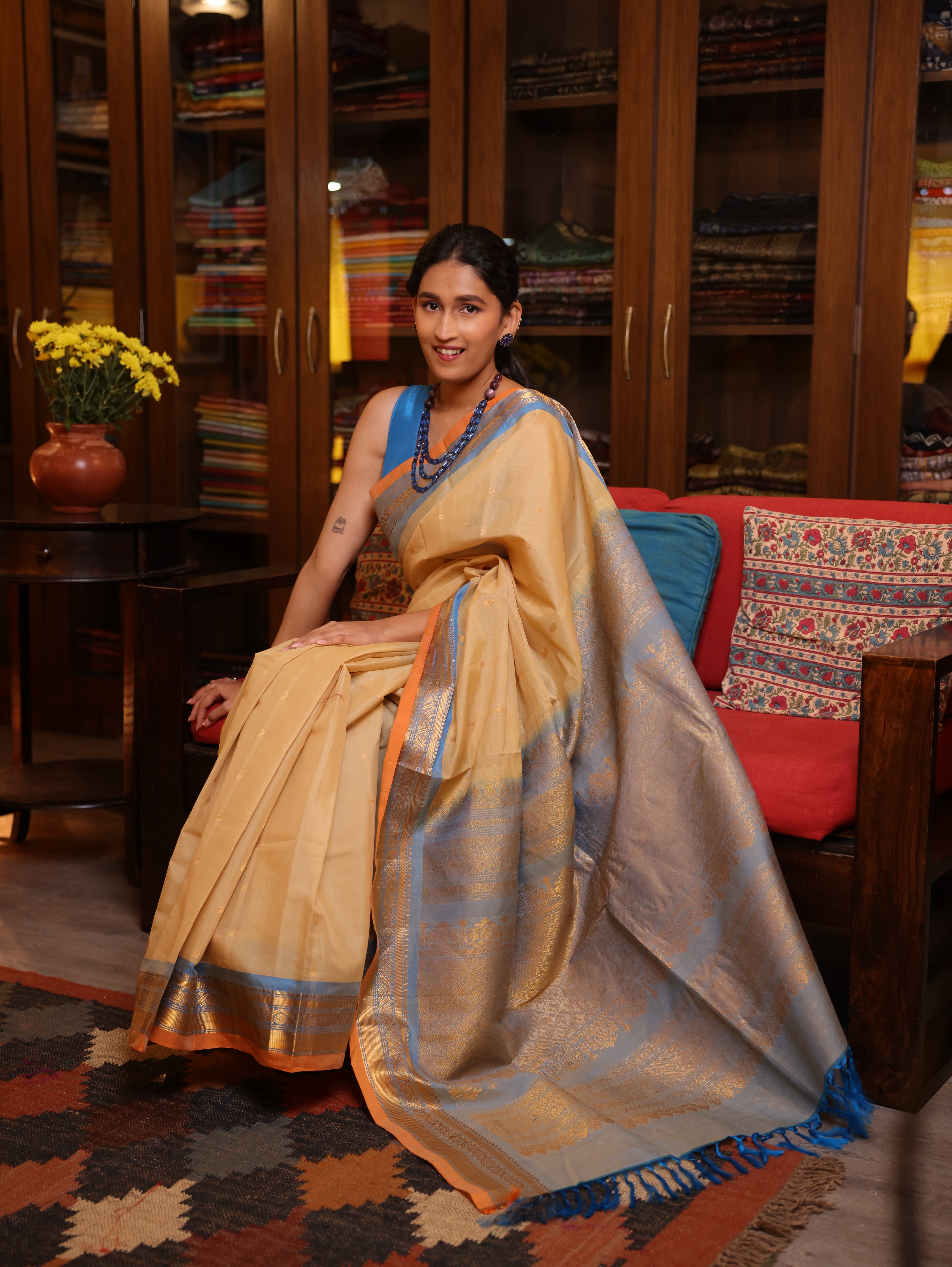 Beige Gadwal Cotton Silk Saree - SRBGCSS75