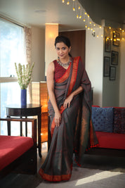 Green Plain Linen Saree With Pink Tassels - SRGPLS299