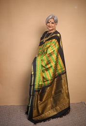 Golden Green  Kanjivaram Silk Saree - Saavari - SSGGKSS94
