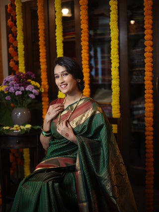 Dark Green Kanjeevaram Silk Saree - SRDGKSS567