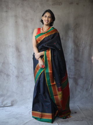 Black Kanjeevaram Silk Saree-SRBKSS382