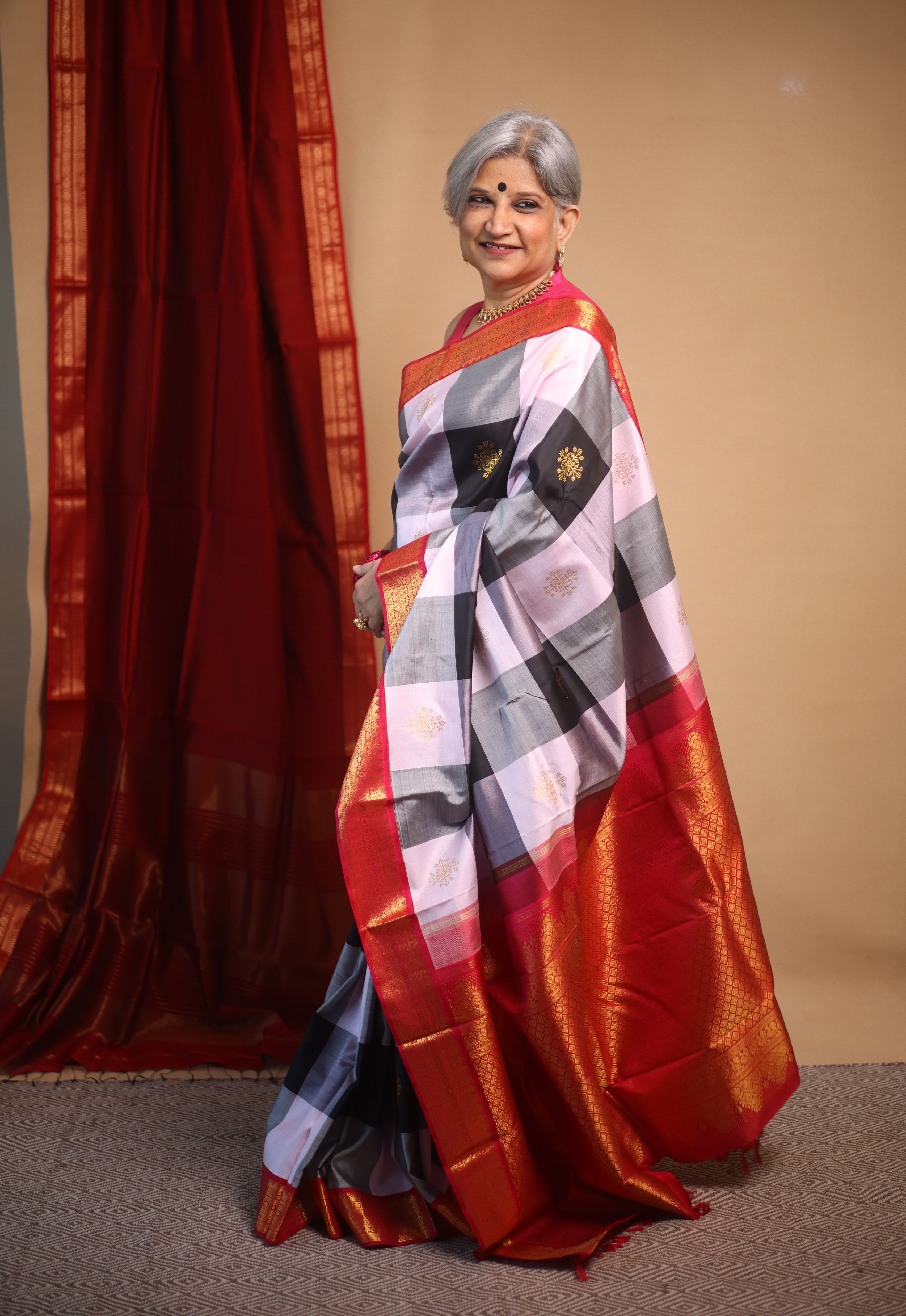Black - Grey Checks Kanjivaram Silk Saree - SRBGCKSS1013