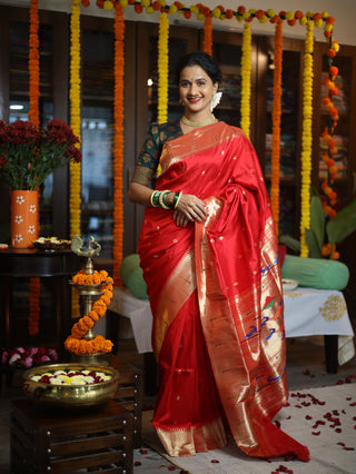 Red Silk Paithani Saree - SRRSPS469