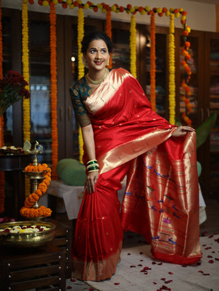 Red Silk Paithani Saree - SRRSPS469