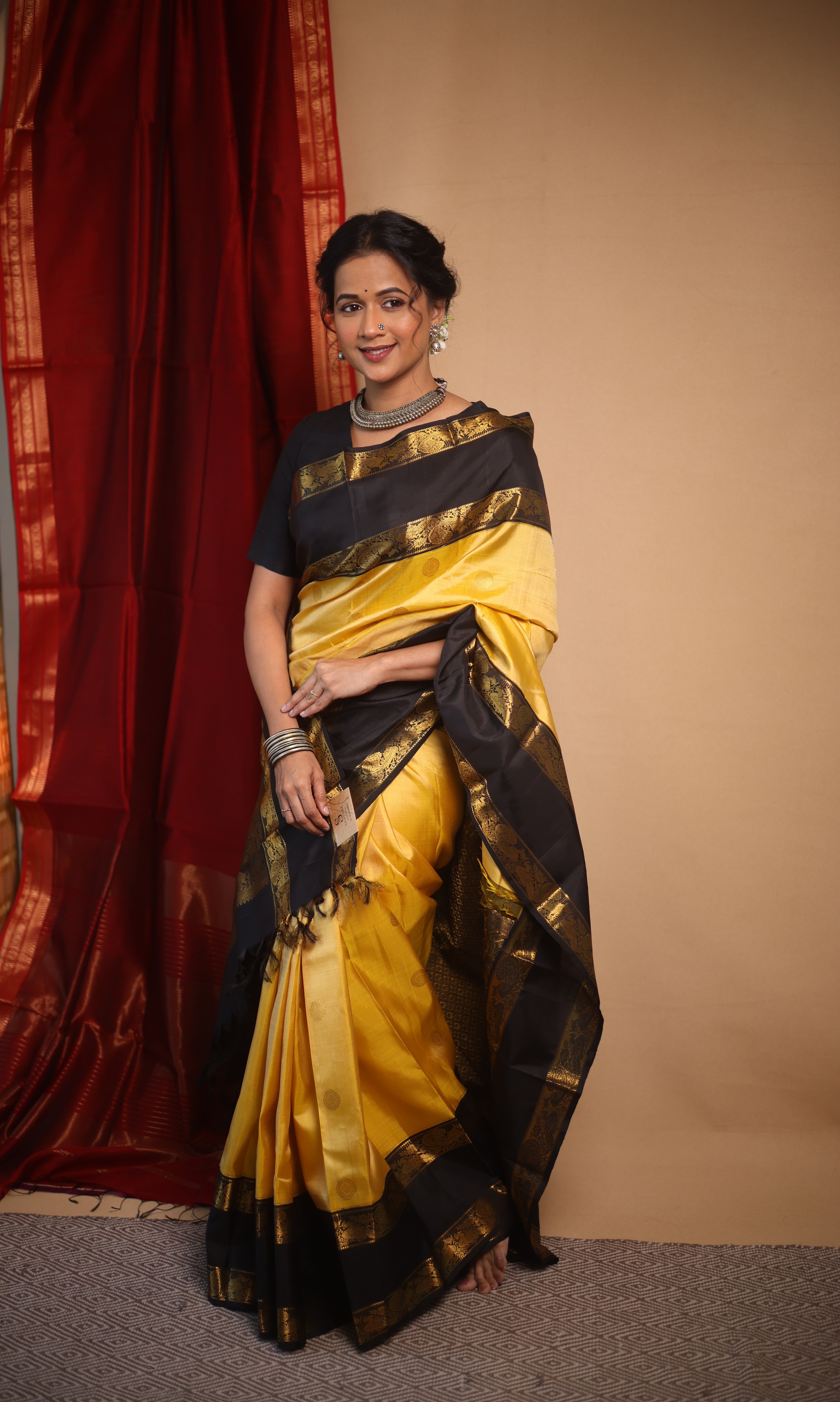 Soneri Kanjivaram Silk Saree - Saavari - SSSKSS95
