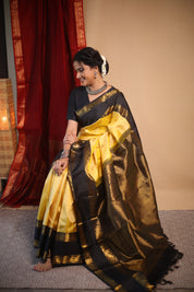 Soneri Kanjivaram Silk Saree - Saavari - SSSKSS95