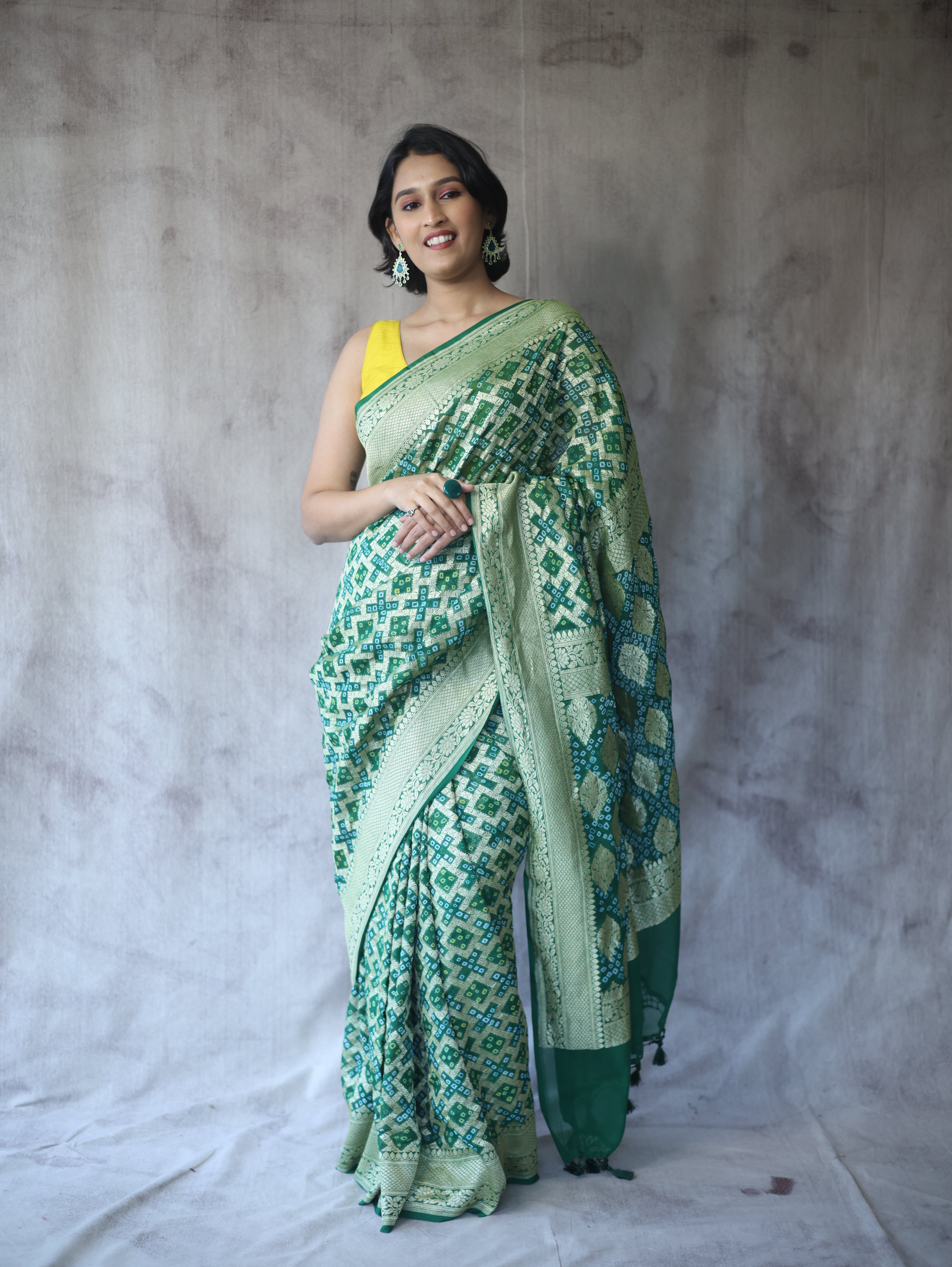 Dark Green Bandhani Georgette Banarasi Silk Saree - SRDGBGBSS424