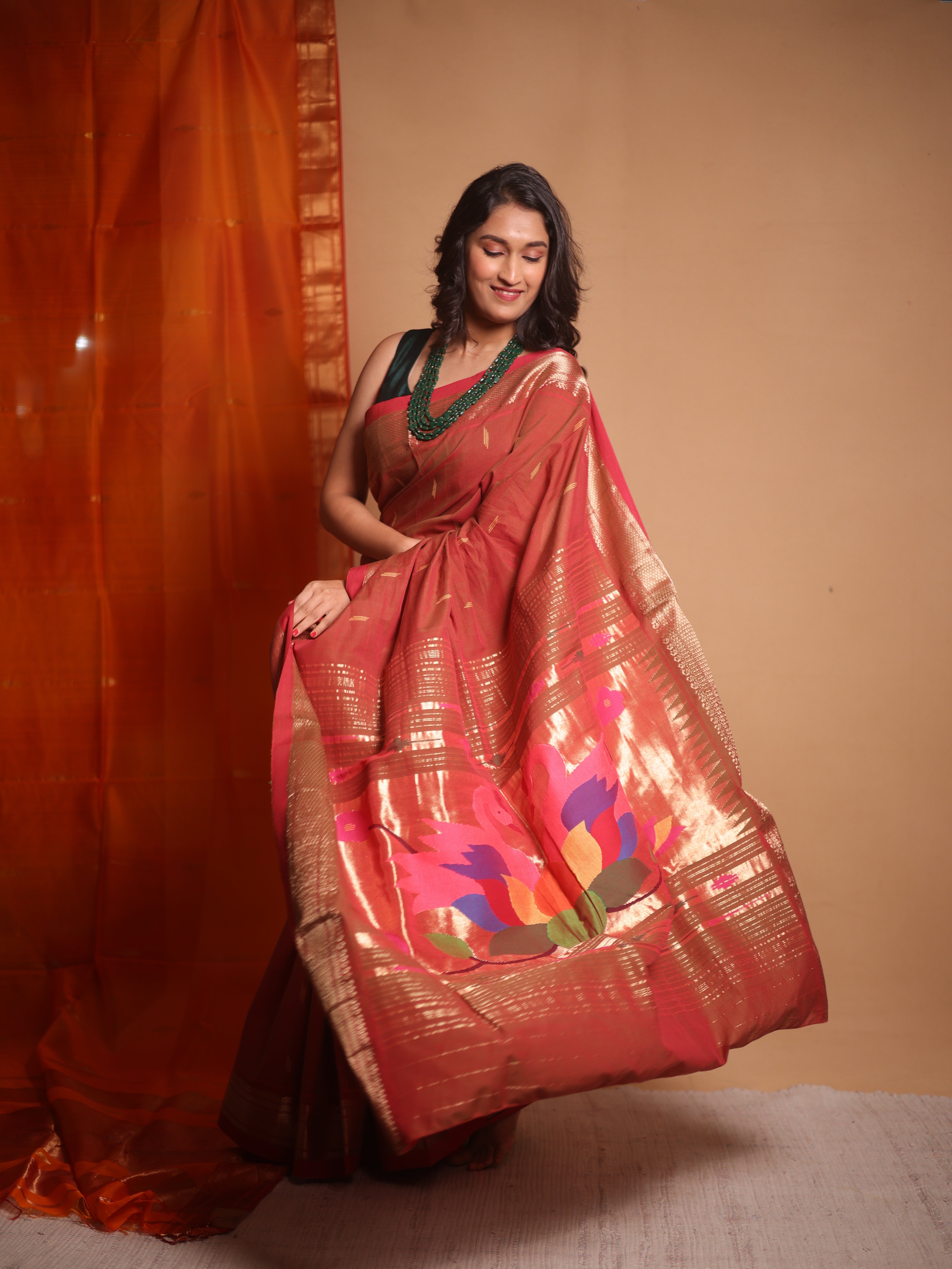 Two Tone Maroon Paithani Saree - SRTTMCPS708