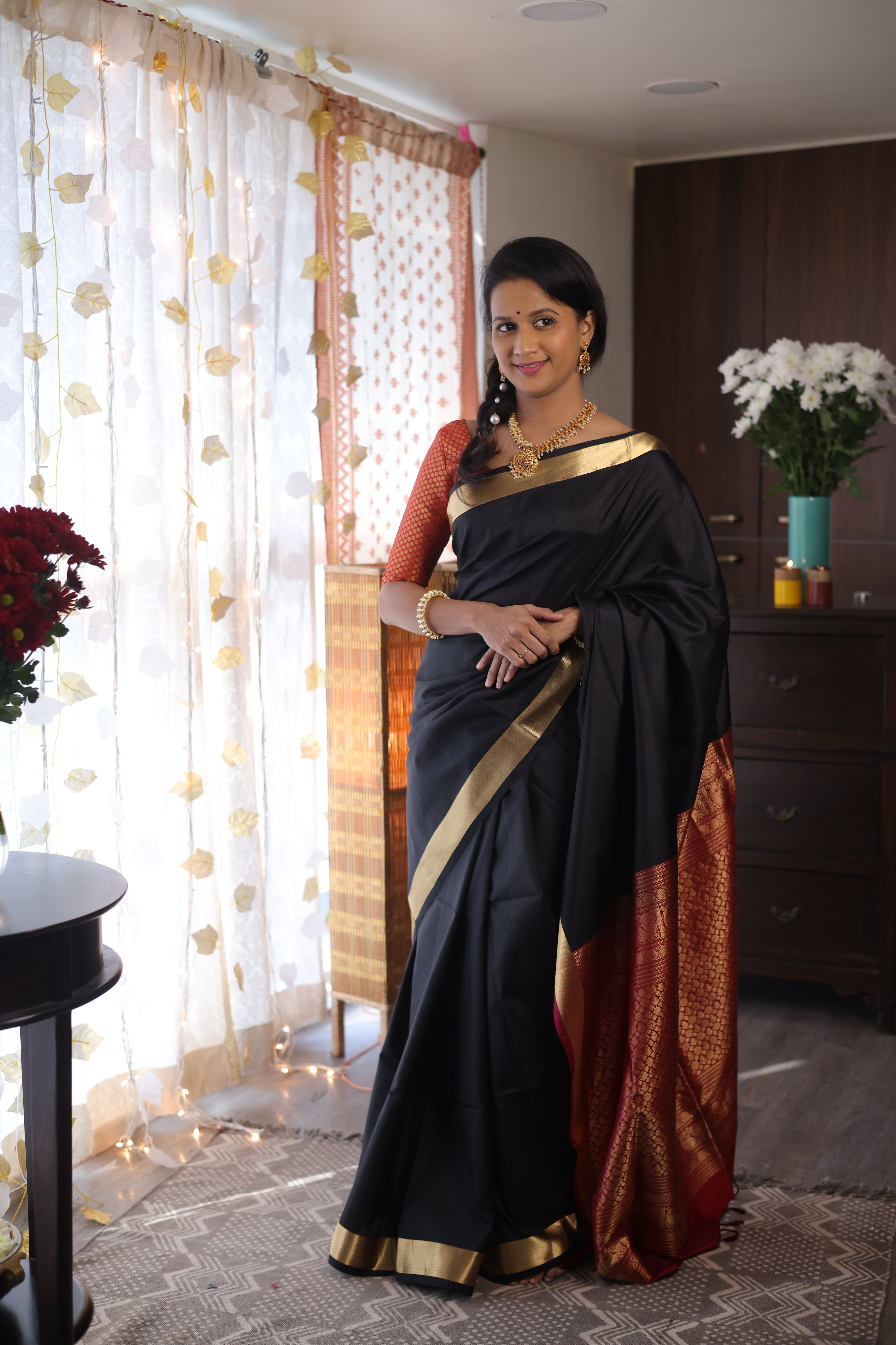 Linen Saree – Sayali Rajadhyaksha Sarees