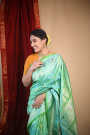 Two Tone Green Gadwal Silk Saree - SRTTGGSS611