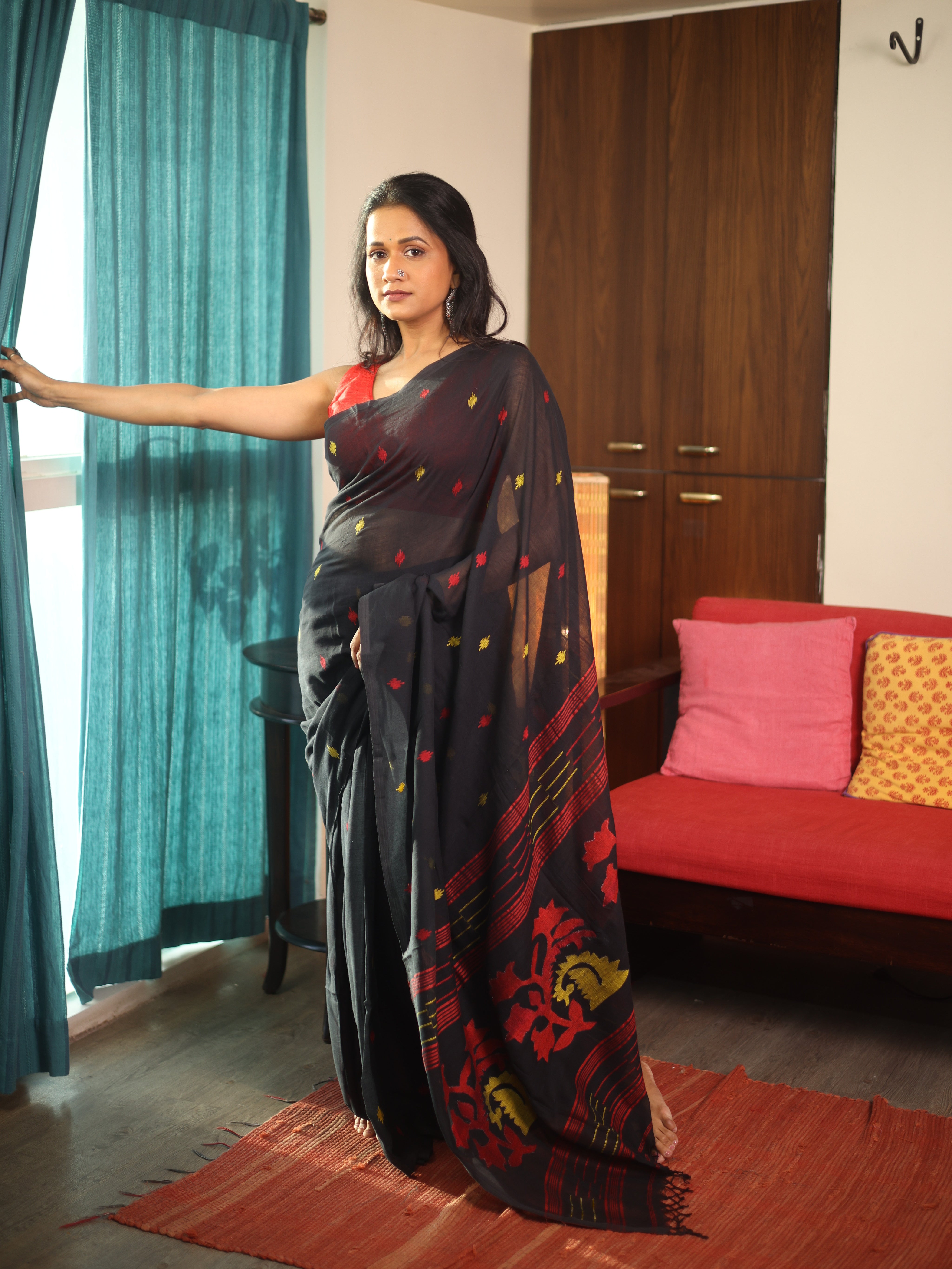 Black Bengal Mul Cotton Saree - SRBBMCS033