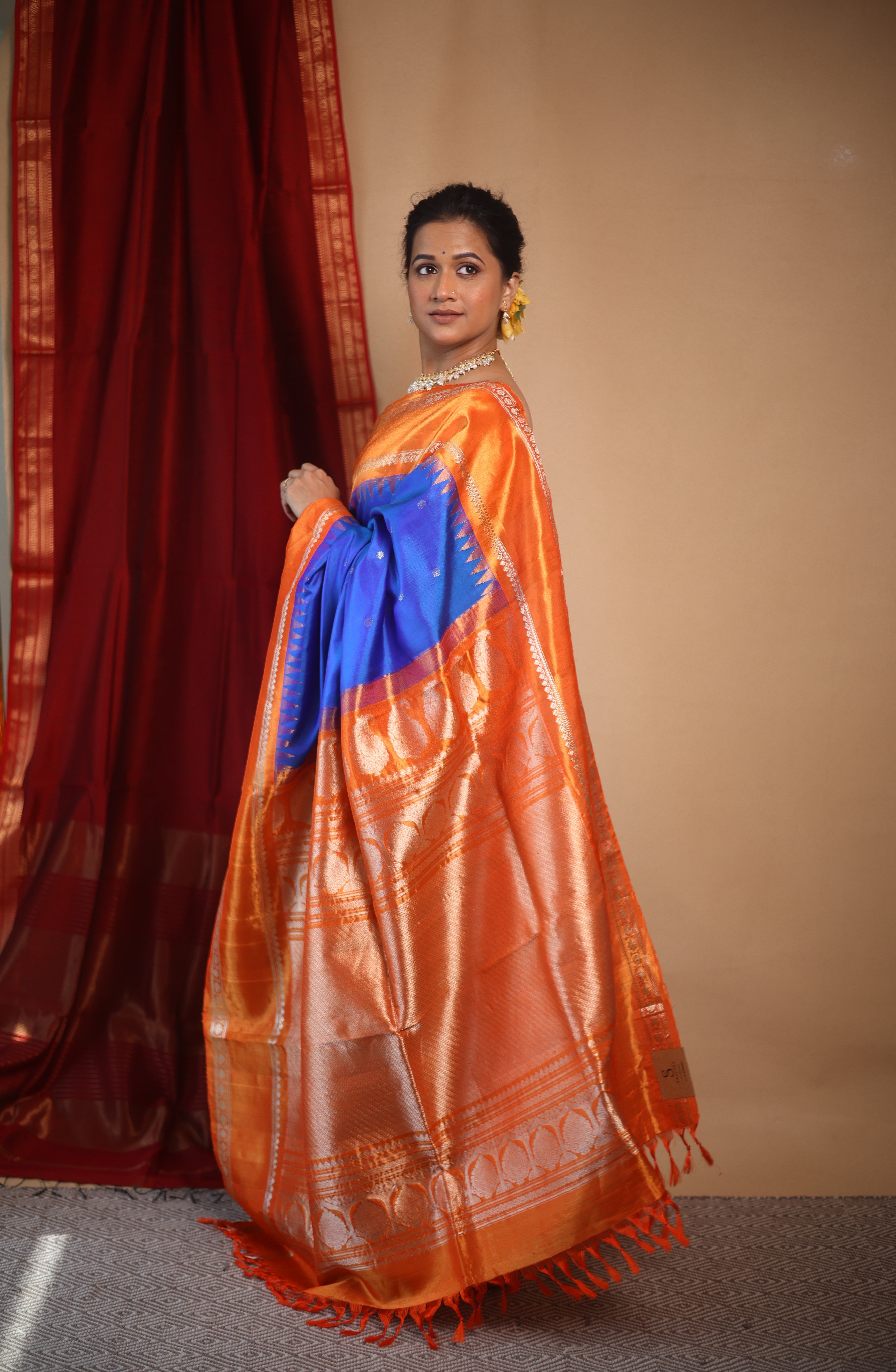 Blue Orange Gadwal Silk Saree - Saavari - SSBOGSS10