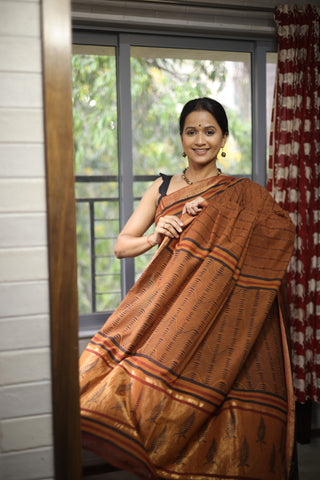 Brown HBP Handloom Cotton Maheshwari Saree With Golden Zari Work (RD13)