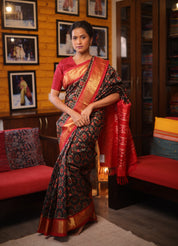 Black Pochampalli Silk Ikat Saree - SRBPSIS175