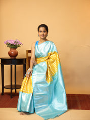 Meghakanthi Kanjeevaram Silk Saree - Saavari - SSMKSS70