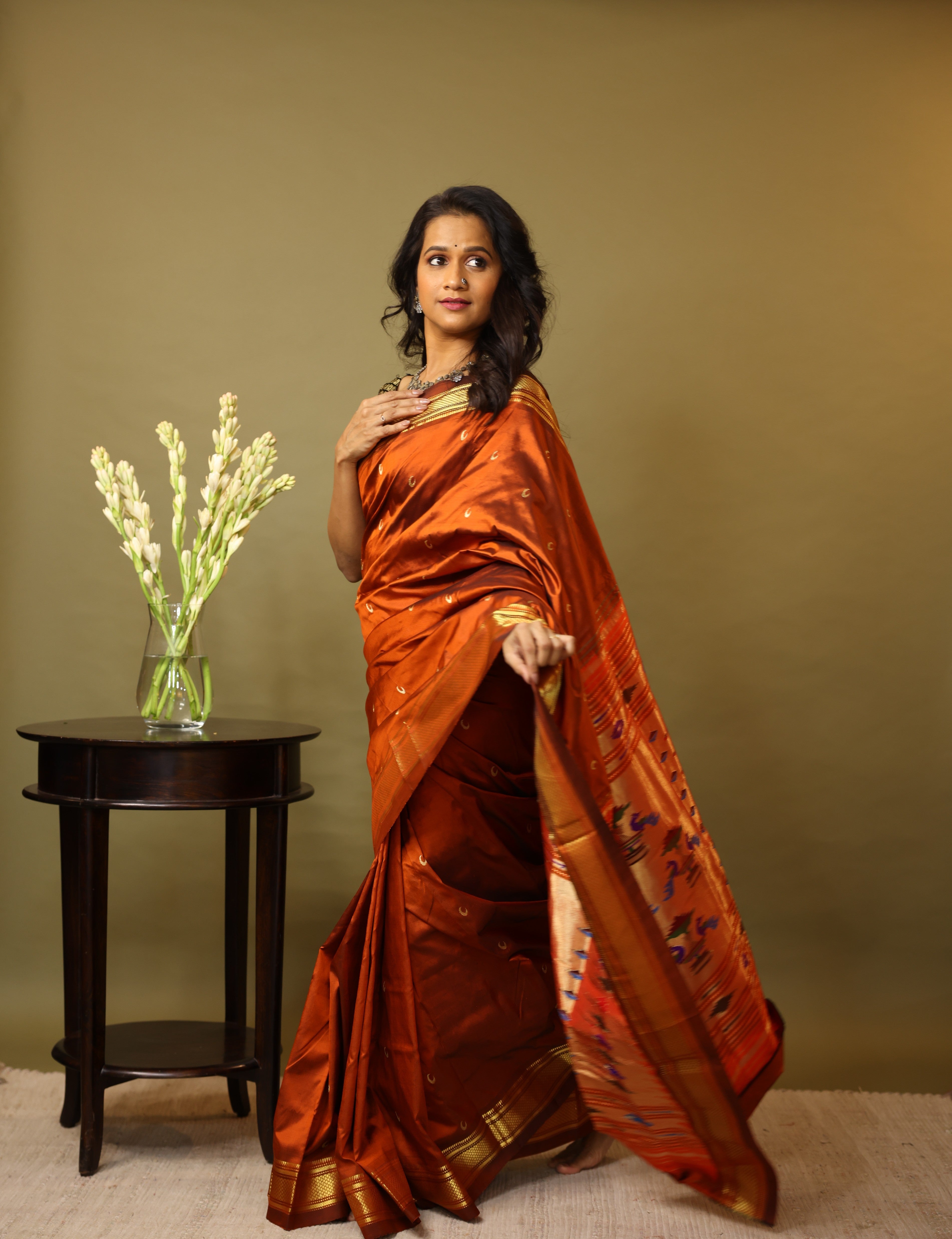 Brown Silk Paithani Saree - SRBSPS653
