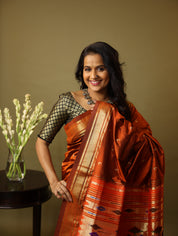 Brown Silk Paithani Saree - SRBSPS653