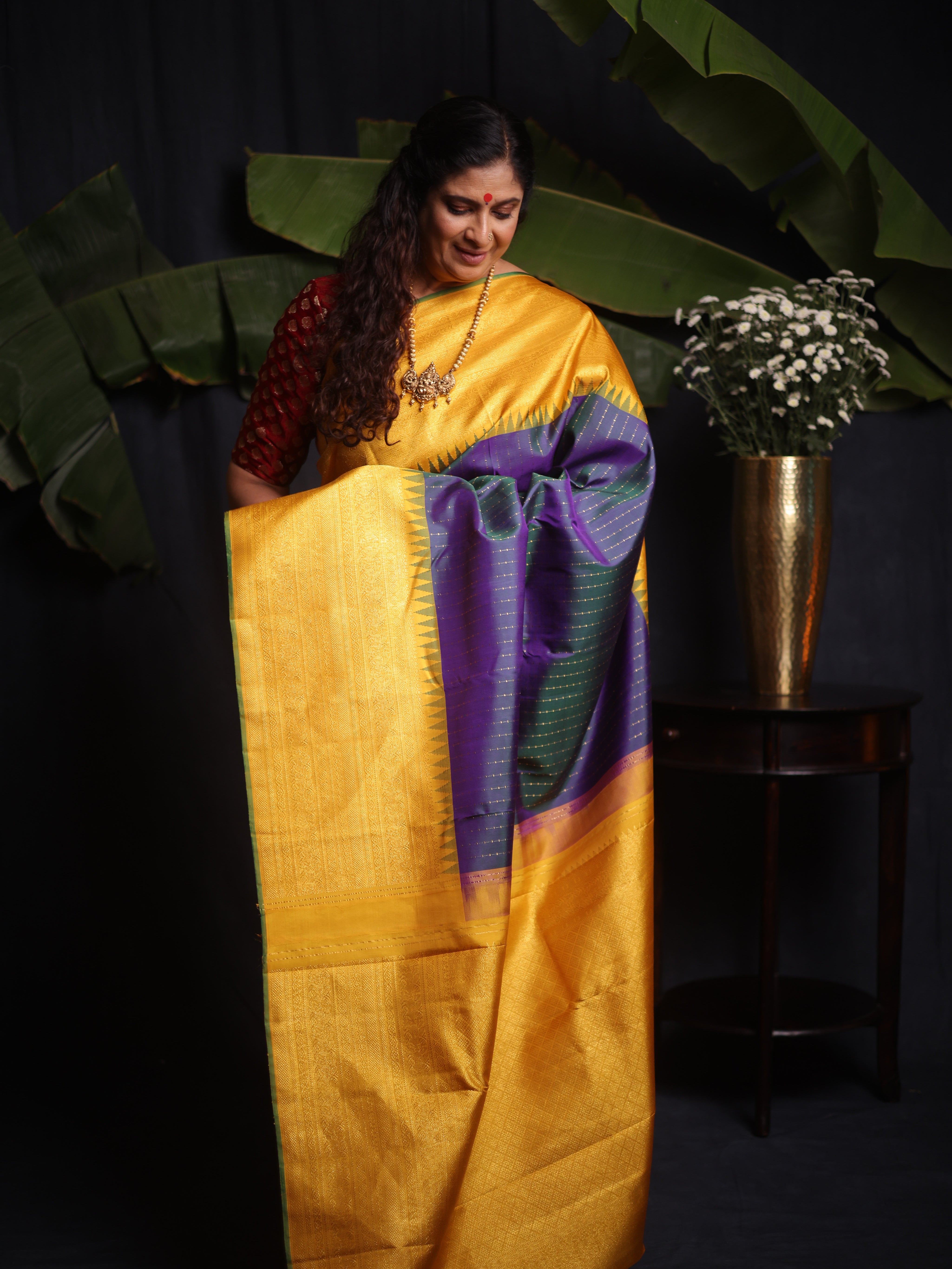 Neelravi Kanjeevaram Silk Saree - Saavari - SSNKSS20