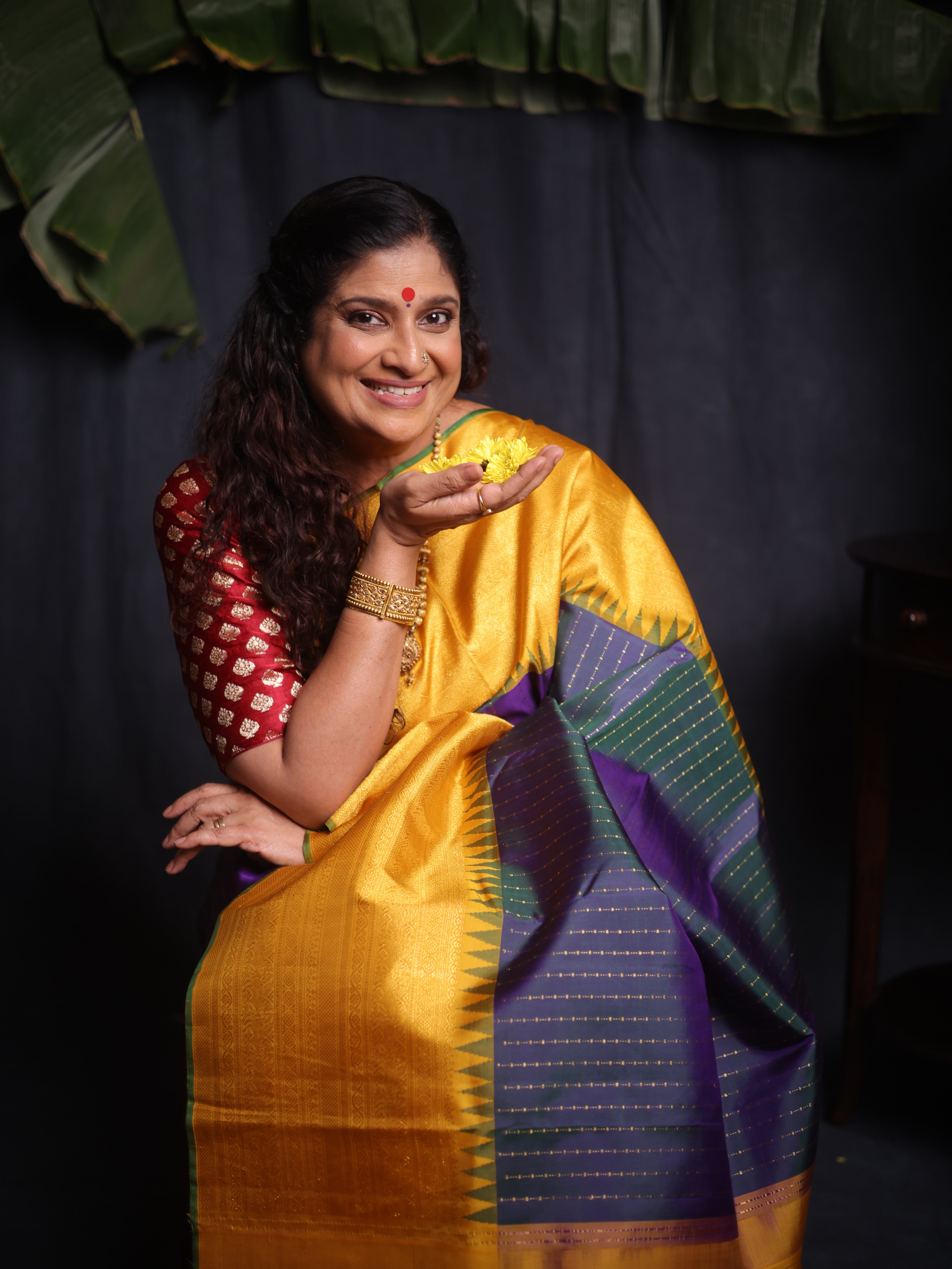 Neelravi Kanjeevaram Silk Saree - Saavari - SSNKSS20
