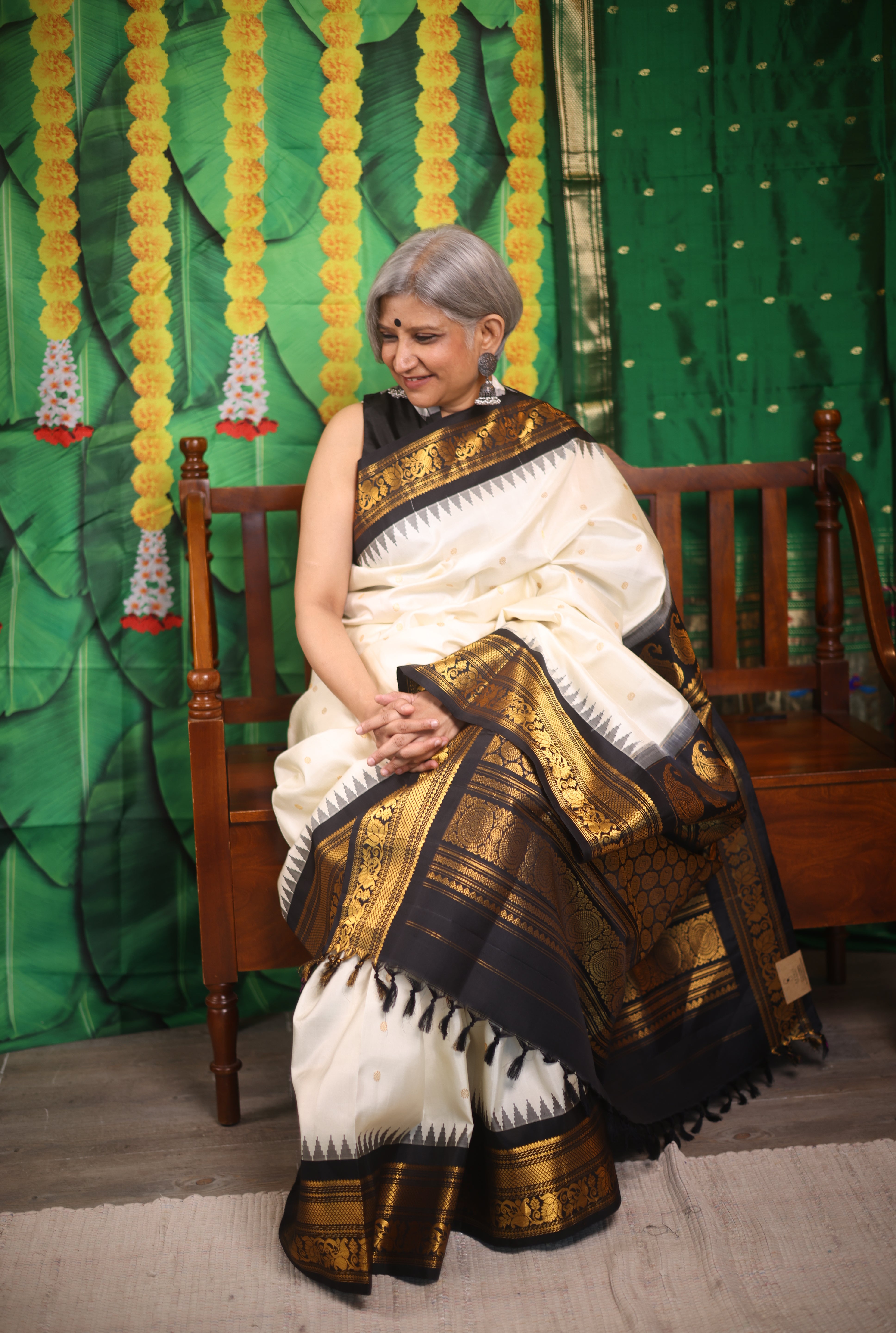 Cream Gadwal Silk Saree - SRCGSS514