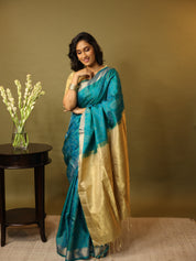 Two Tone Green Soft Silk Saree - SRTTGSSS261