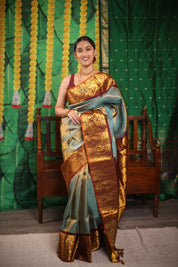 Golden Turquoise Gadwal Silk Saree - SRGTGSS520