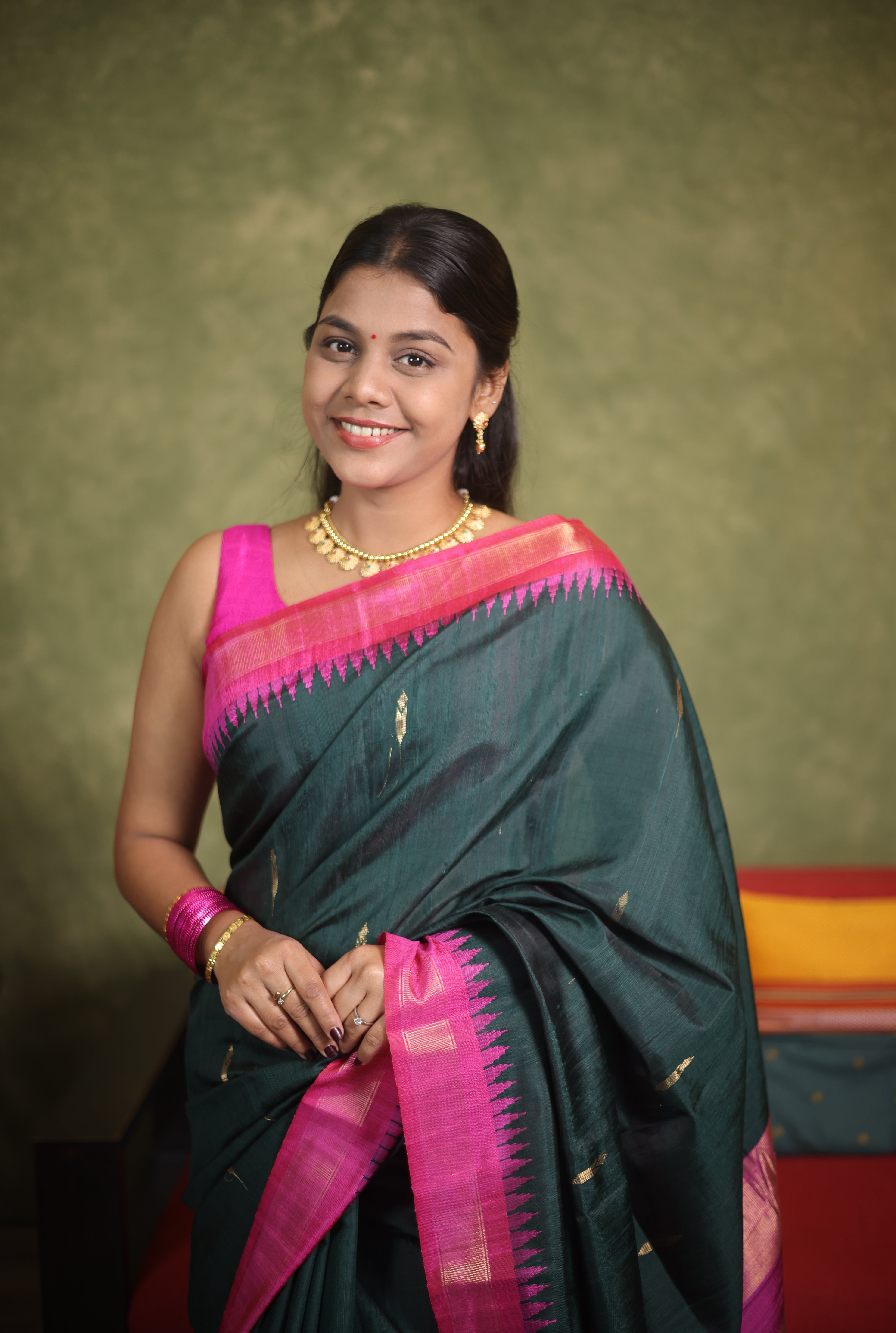 Dark Green Raw Silk Saree - SRDGRSS925