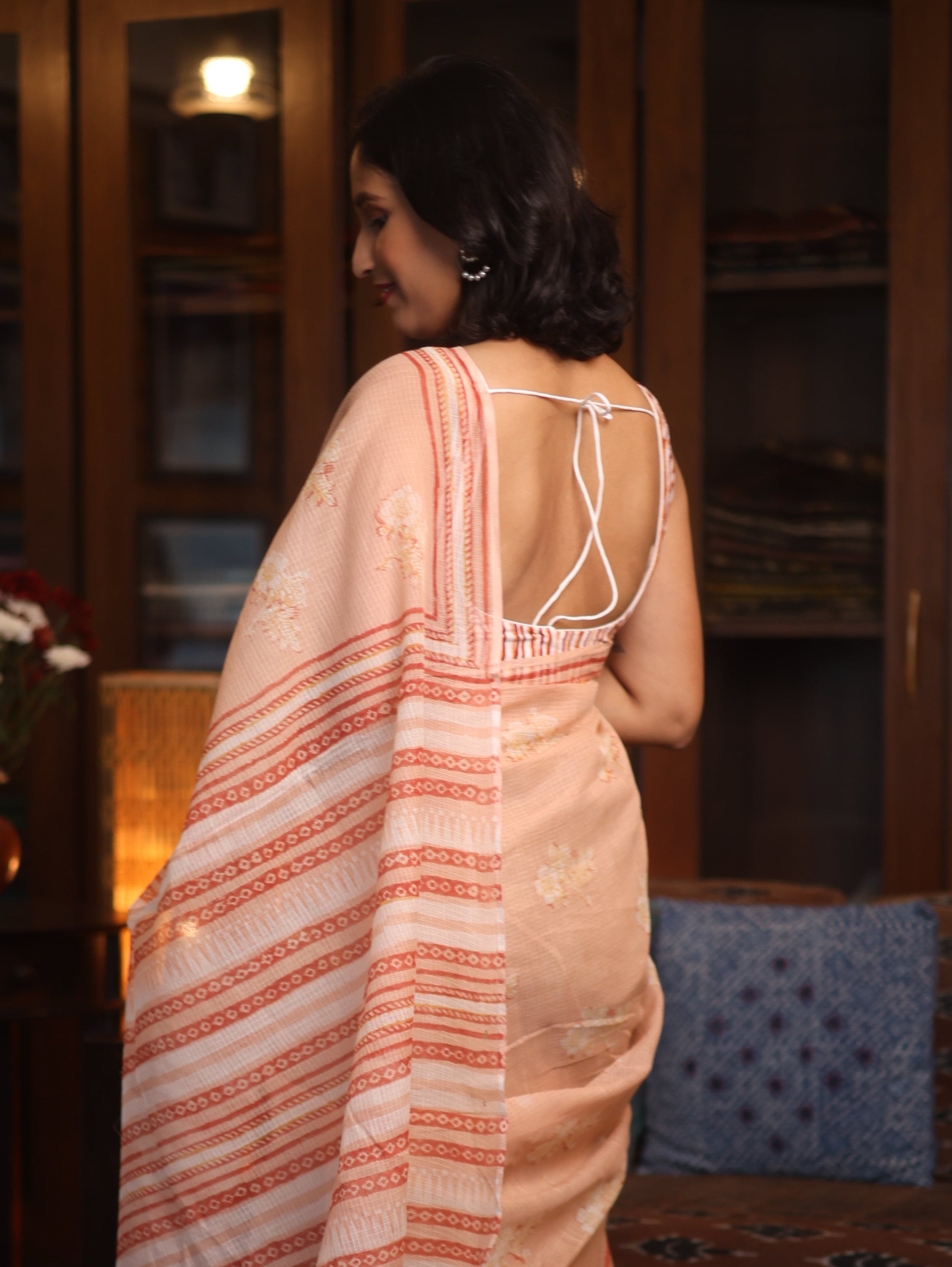 Multicolor Sleeveless Cotton Round-Neck Blouse - SRMRNB02