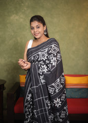 Black Pochampalli Cotton Ikat Saree - SRBPCIS498