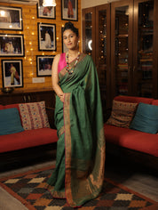 Green Plain Linen Saree With Pink Tassels - SRGPLS292