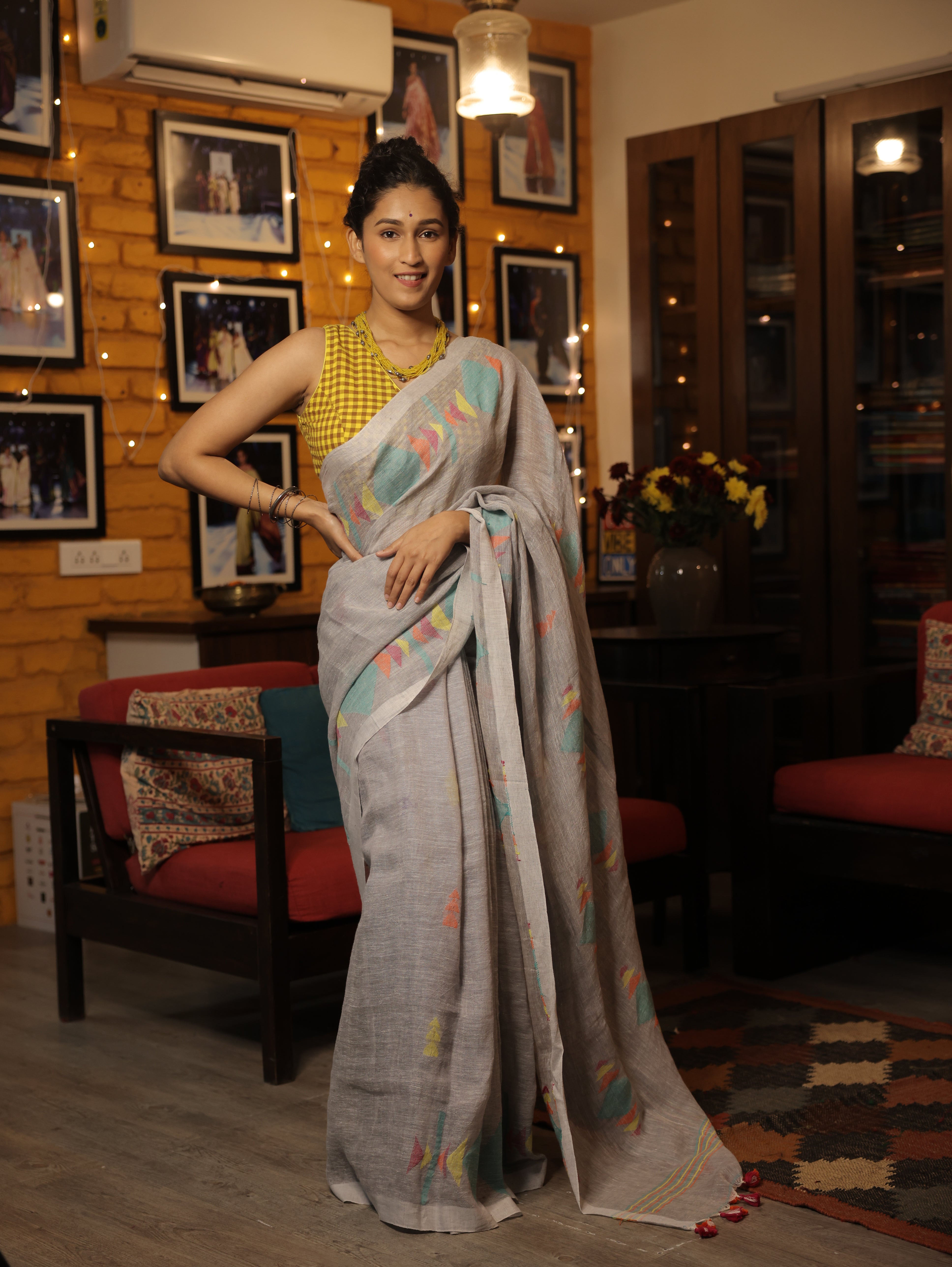 Blueish Grey Linen Jamdani Saree With Tassels -  SRBGLS364