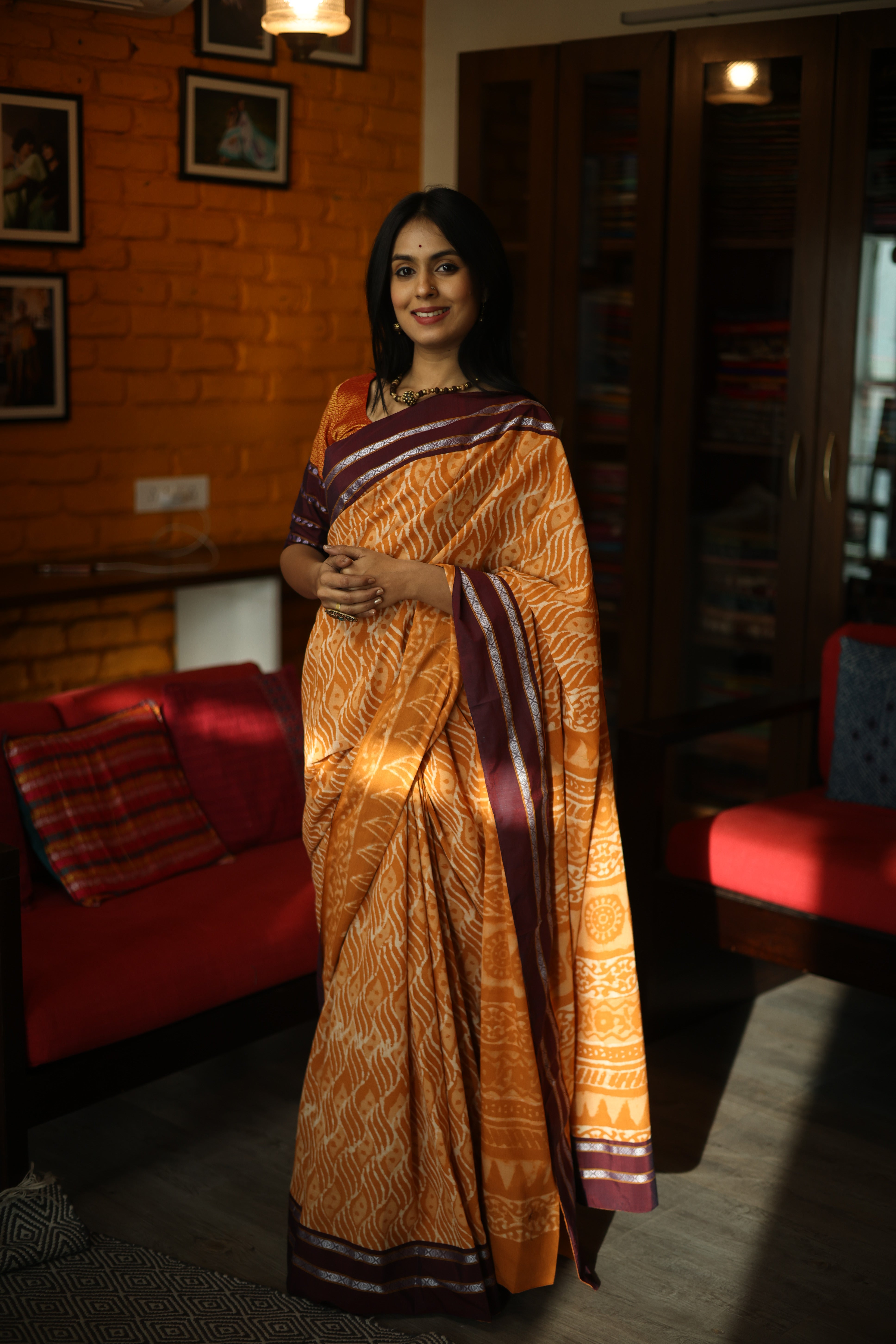 Hadata sarees හැඩට සාරී - Uncommon desing.. New Arrival. Sri lanka hand  made Cotton patchwork saree Jaket also cotton 6yard saree / 1 yard jacket  Online oder 0777424454 https://www.facebook.com/Hadata-sarees-111149306972237/?referrer=whatsapp  ...