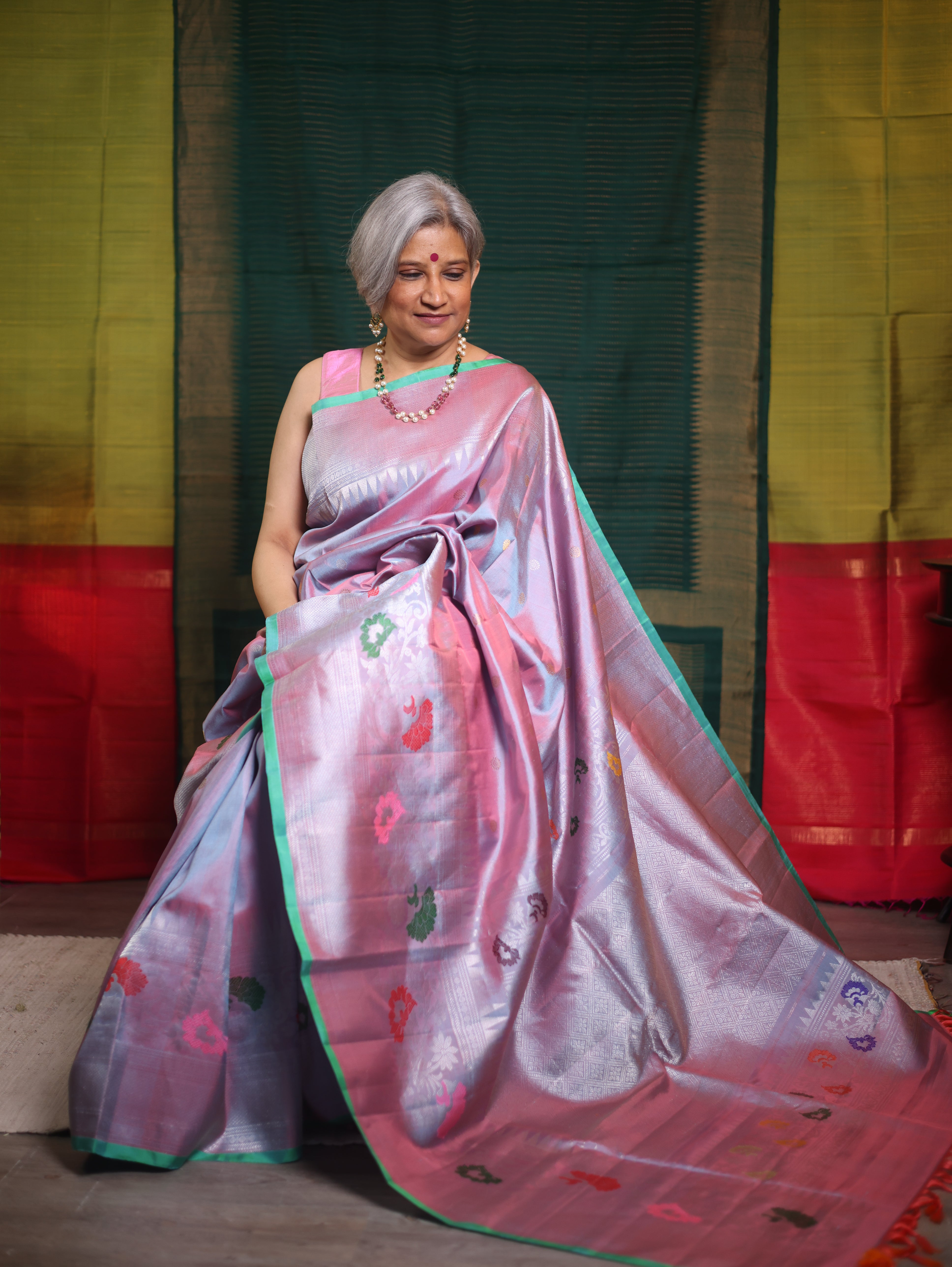 Two Tone Pink Gadwal Silk Saree - SRTTPGSS579