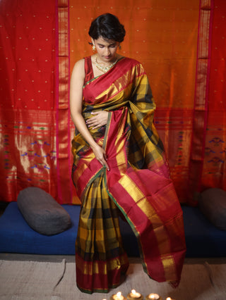 Black & Yellow Kanjeevaram Silk Saree-SRMCKSS472