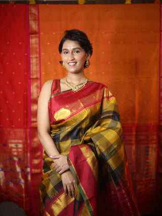 Black & Yellow Kanjeevaram Silk Saree-SRMCKSS472