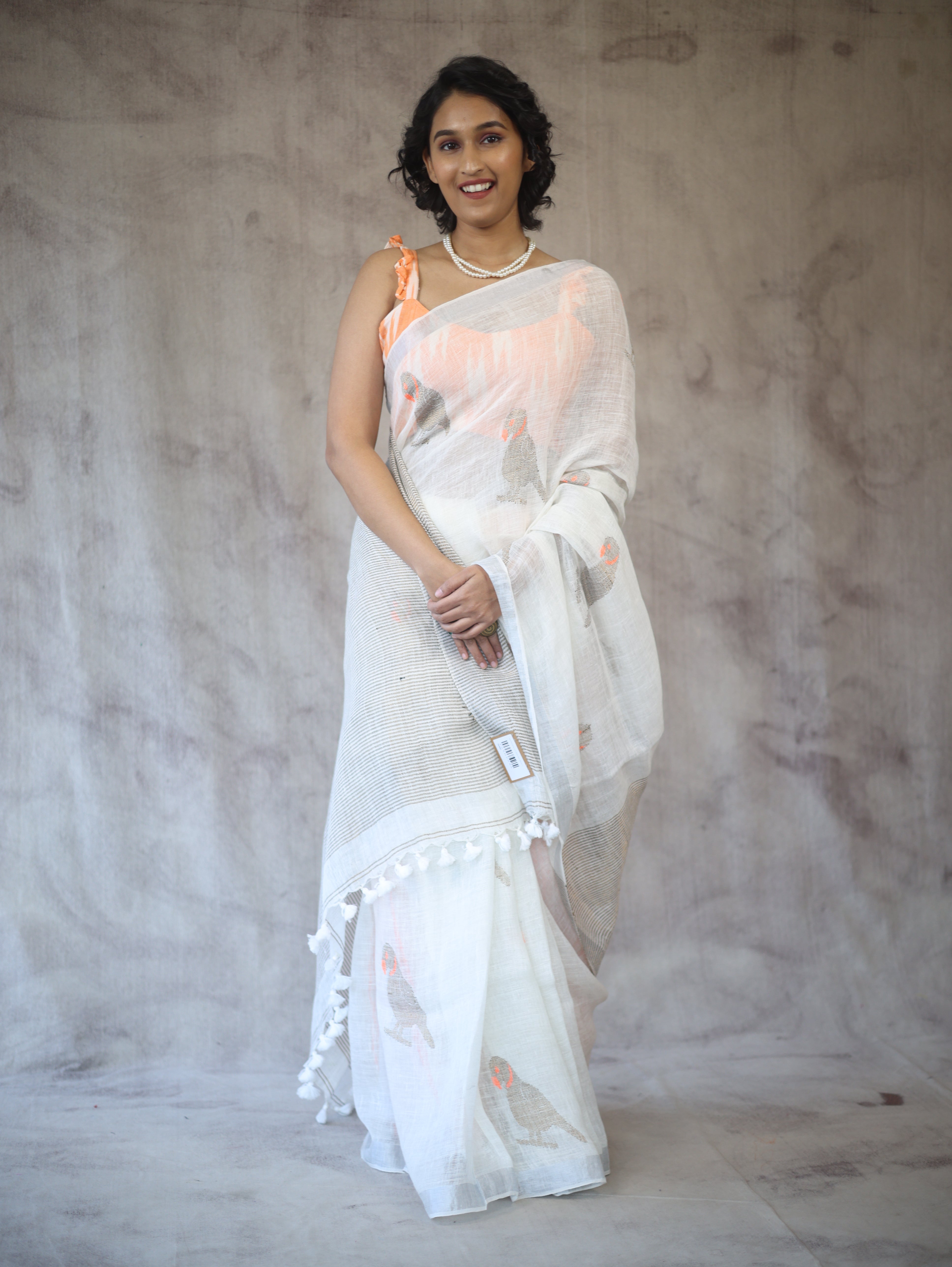 White Parrot Design Linen Jamdani Saree - SRWLJS212