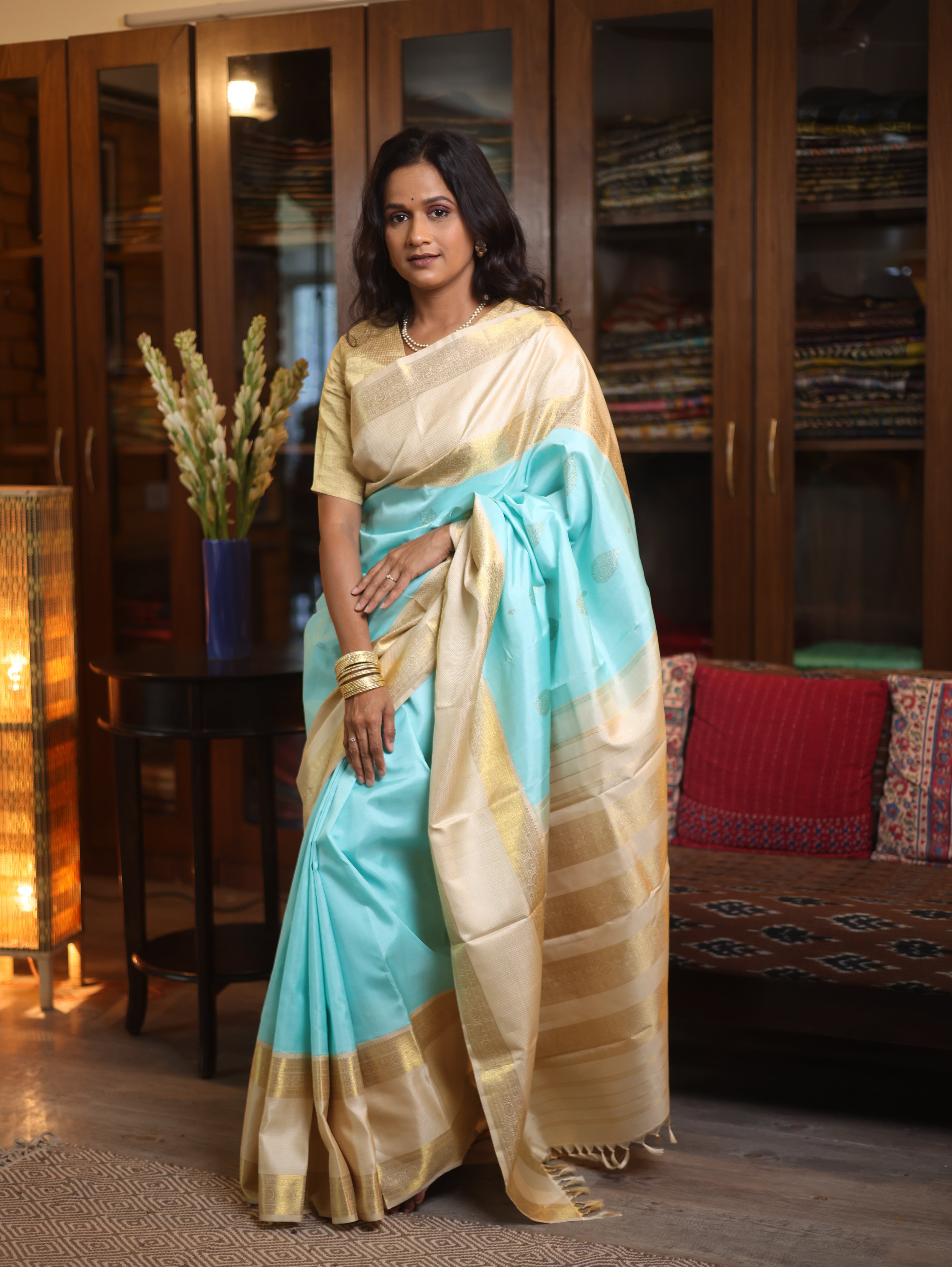 Ambika Kanjeevaram Silk Saree - Saavari - SSAKSS07