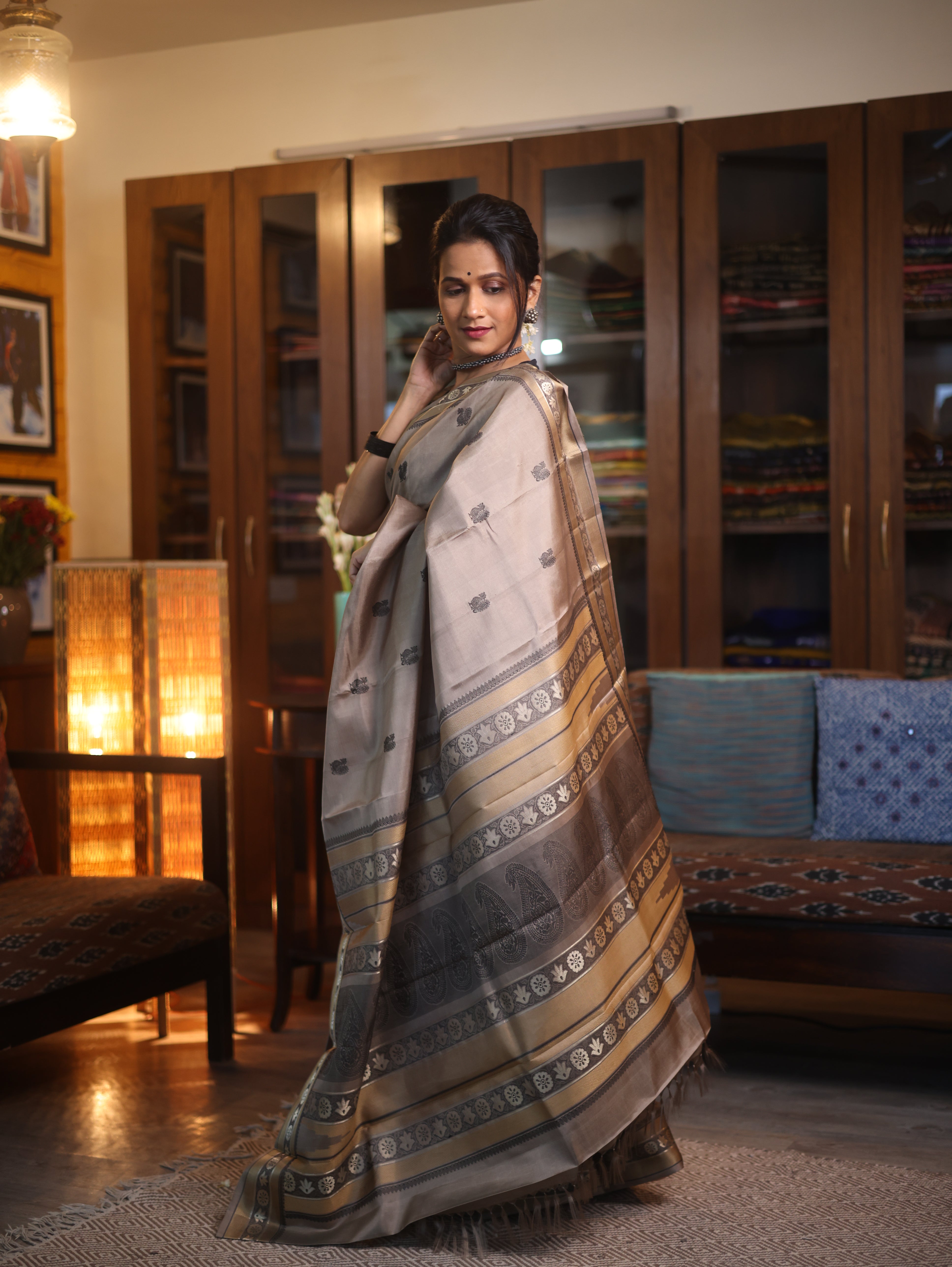 Grey Kanjeevaram Silk Saree - SRGKSS594